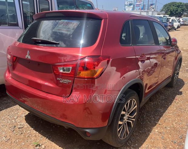 Mitsubishi Outlander 2.4 PHEV AWD 2016 Red