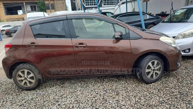 Toyota Vitz 2014 Brown