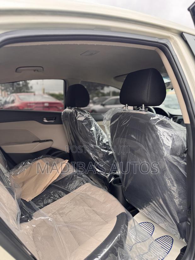 Hyundai Accent SE 2018