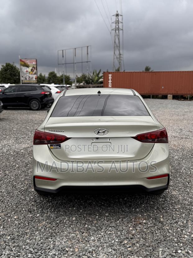 Hyundai Accent SE 2018