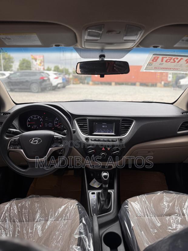 Hyundai Accent SE 2018