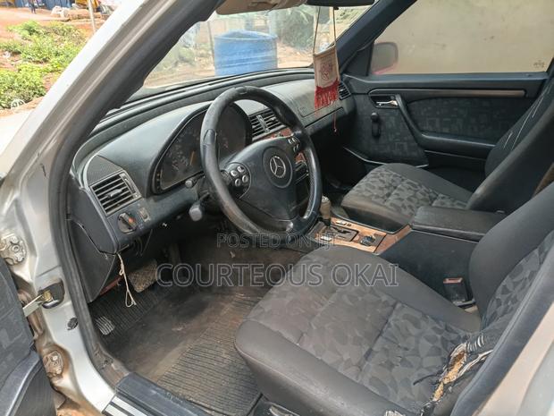 Mercedes-Benz C180 2002 Silver