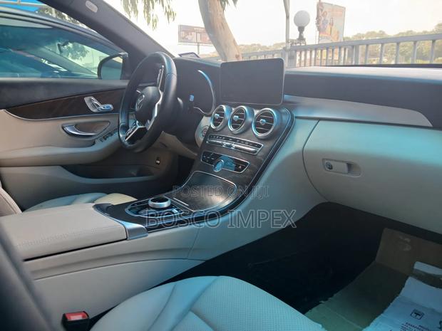 Mercedes-Benz C300 2019 Gray
