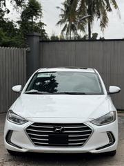 Hyundai Elantra SEL 2018 White for sale