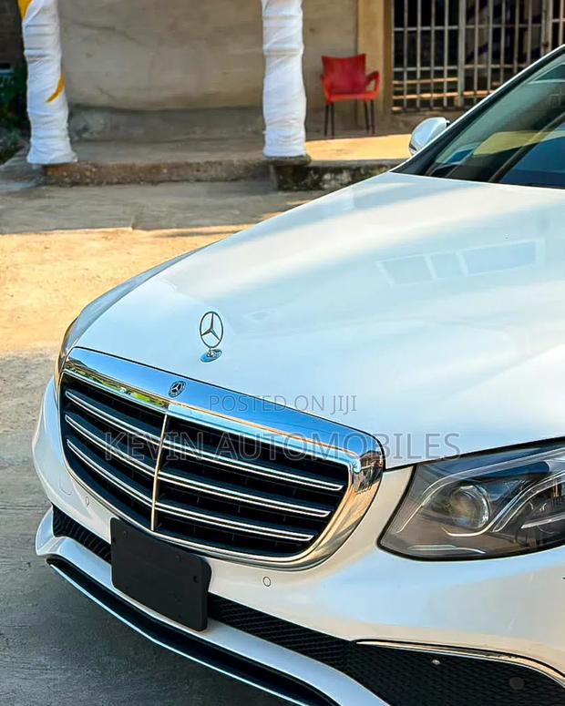 Mercedes-Benz E300 2018 White