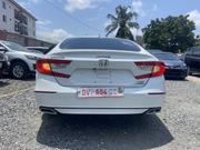 Honda Accord Touring 2.0T 2018 White for sale