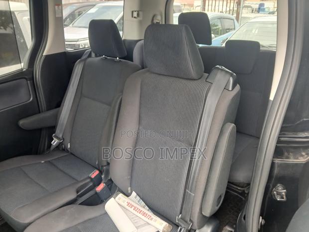 Toyota Voxy 2016 Black