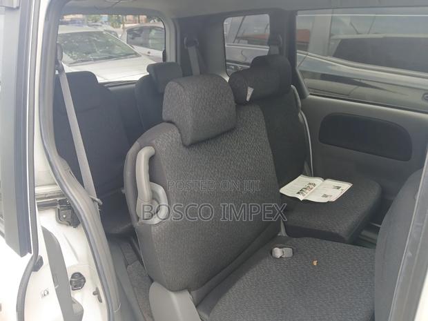 Toyota Sienta 2012 White