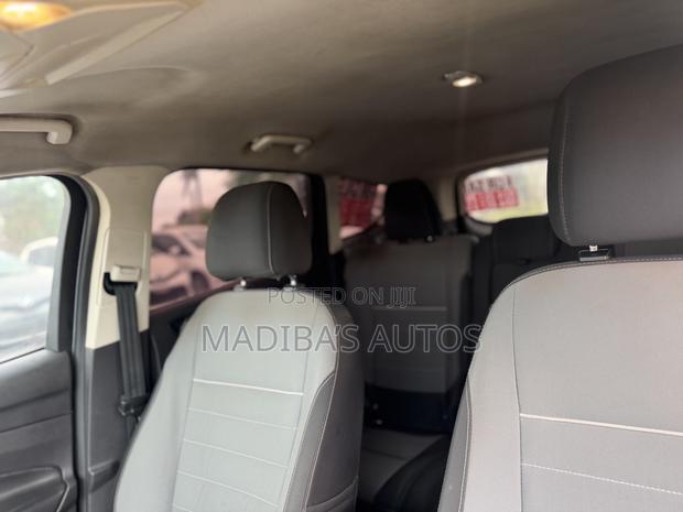 Ford Escape SE 4dr SUV (1.6L 4cyl Turbo 6A) 2014 Black