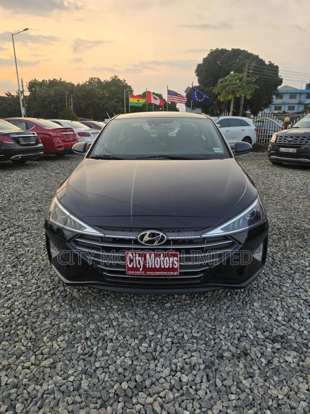 Hyundai Elantra 2020