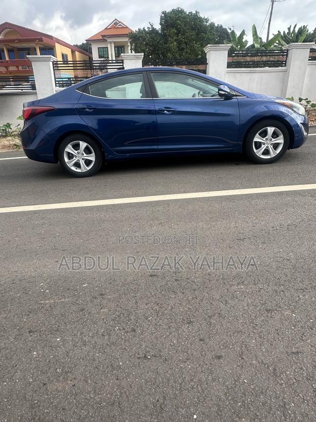 Hyundai Elantra SE Sedan FWD (1.8L 4cyl 6A) 2016 Blue