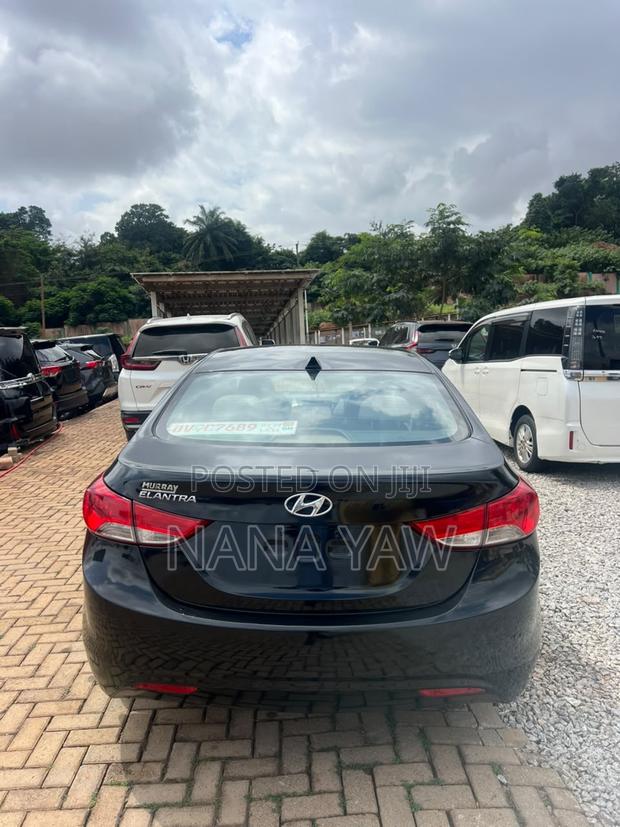 Hyundai Elantra GLS Sedan FWD (1.8L 4cyl 6A) 2013 Black