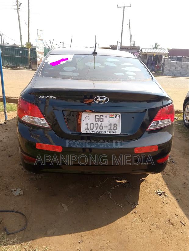 Hyundai Accent 2012 Black