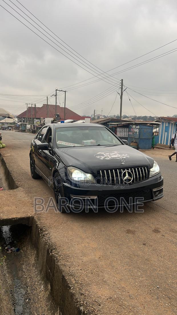 Mercedes-Benz C250 2013 Black