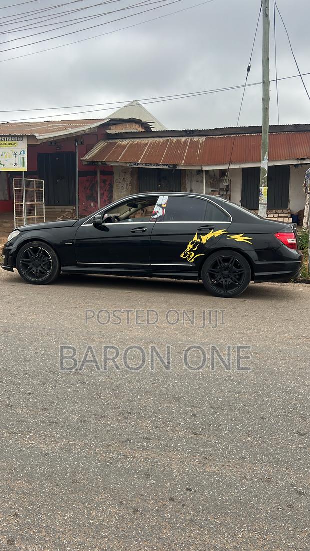 Mercedes-Benz C250 2013 Black