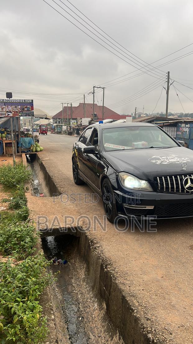 Mercedes-Benz C250 2013 Black