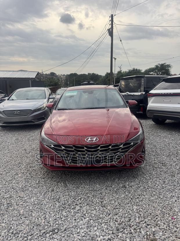 Hyundai Elantra SE 2021 Red