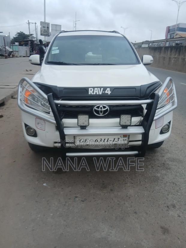 Toyota RAV4 2.5 4x4 2012 Off white