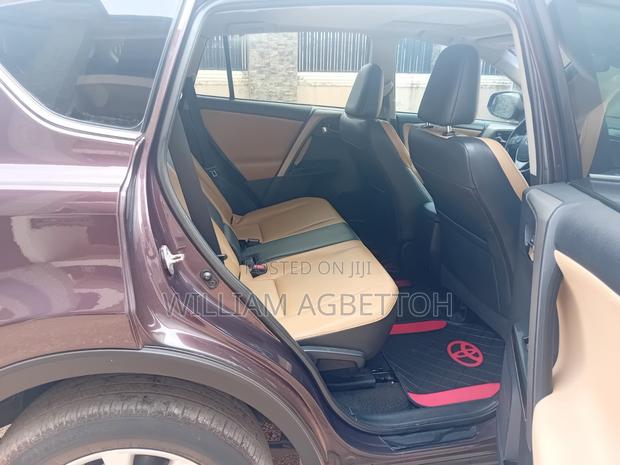 Toyota RAV4 2017 Burgundy