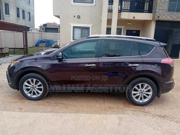 Toyota RAV4 2017 Burgundy