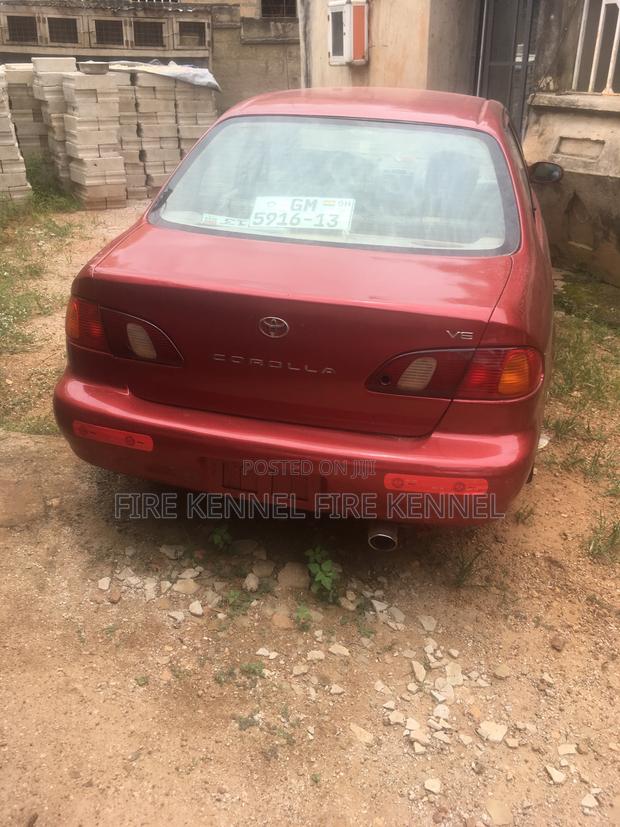 Toyota Corolla 2002 Red