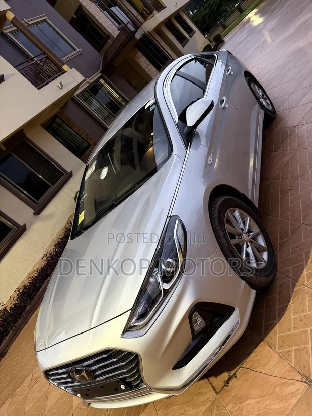 Hyundai Sonata SE 2019 Silver