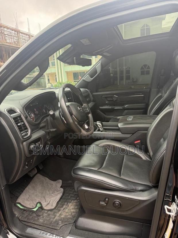 Dodge RAM 1500 6.2 Petrol AWD 2021 Black