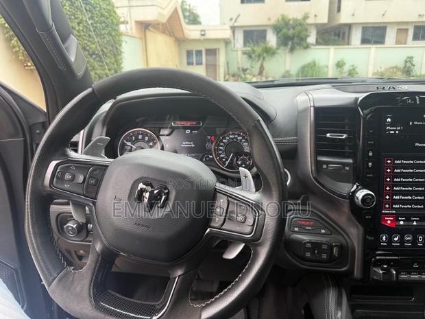 Dodge RAM 1500 6.2 Petrol AWD 2021 Black