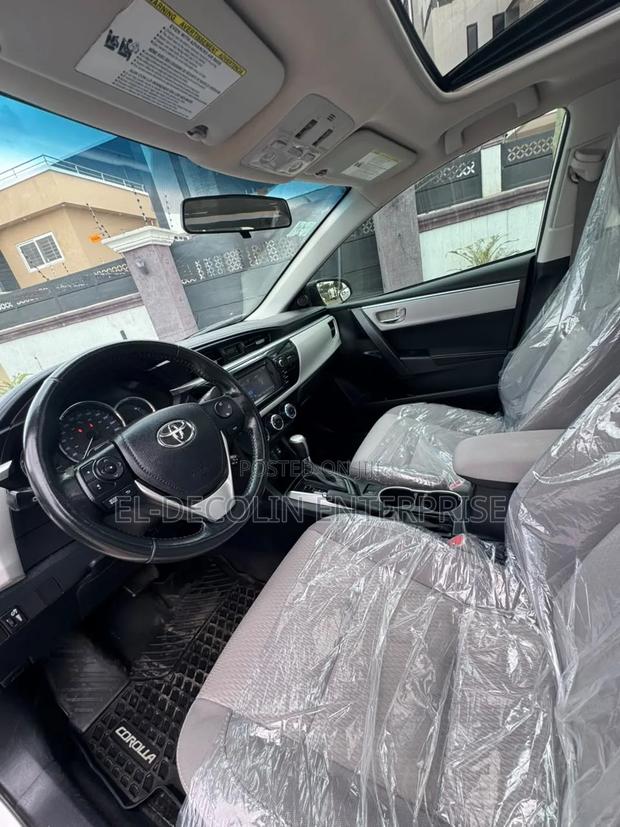 Toyota Corolla 2015 White