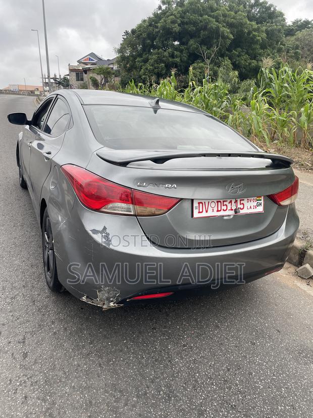 Hyundai Elantra 2013 Gray