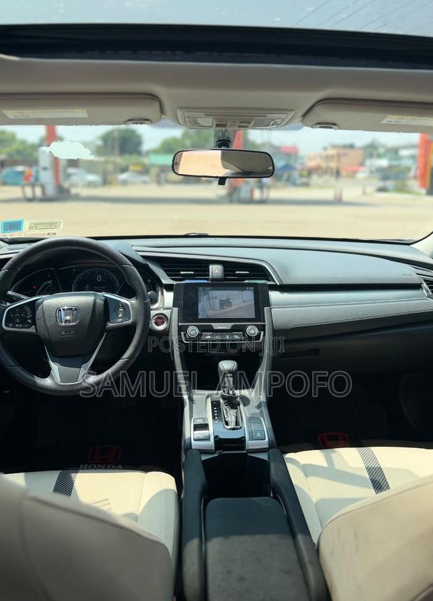 Honda Civic EX Sedan 2018 White