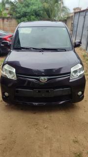 Toyota Sienta 2012 Brown for sale