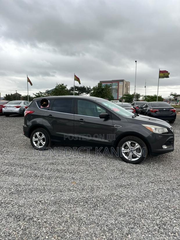 Ford Escape SE 4dr SUV AWD (1.6L 4cyl Turbo 6A) 2015 Black