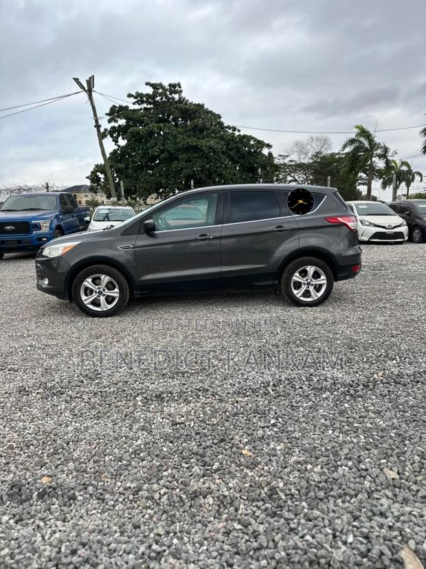 Ford Escape SE 4dr SUV AWD (1.6L 4cyl Turbo 6A) 2015 Black