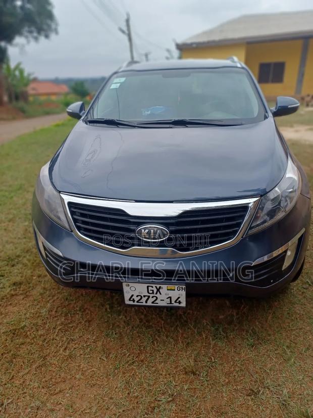 Kia Sportage Base 4dr FWD (2.4L 4cyl 6M) 2012 Gray