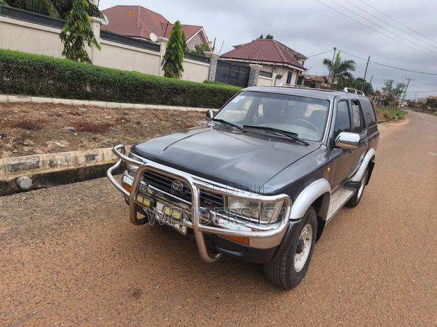 Toyota 4-Runner 1995 Gray