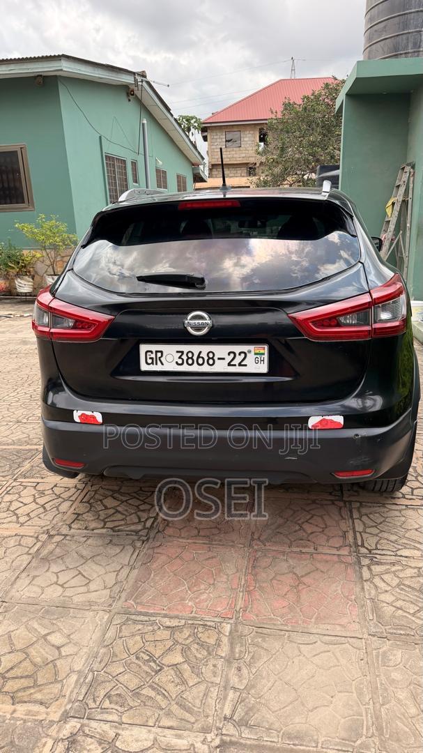 Nissan Qashqai 2018 Black