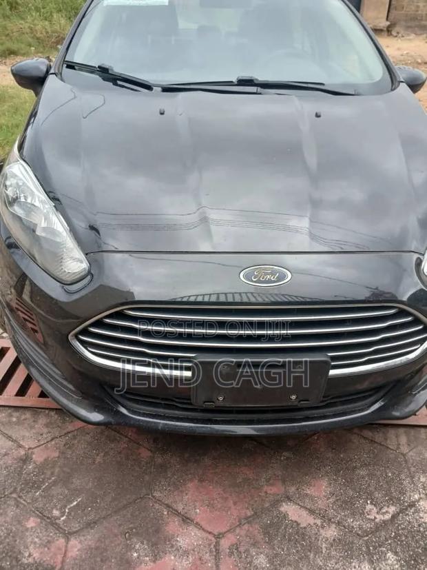 Ford Fiesta S 4dr Hatchback (1.6L 4cyl 5M) 2015 Black