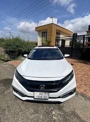 Honda Civic Touring Sedan 2019 White for sale