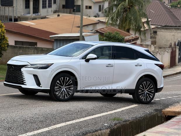 Lexus RX 2025 White