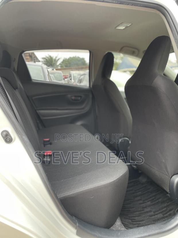 Toyota Vitz 1.3 FWD 5dr 2015 White