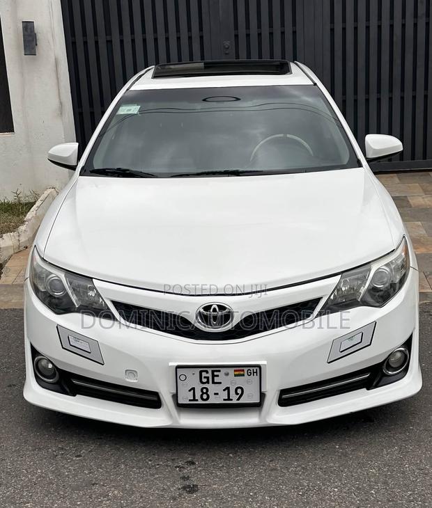 Toyota Camry 2014 White