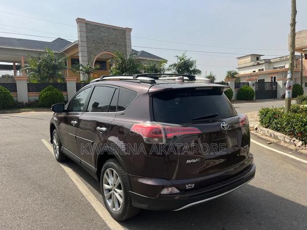 Toyota RAV4 2018 Black