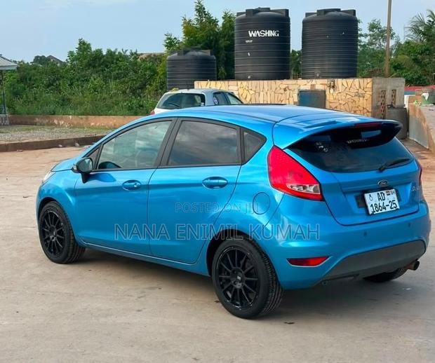 Ford Fiesta 2017 Blue