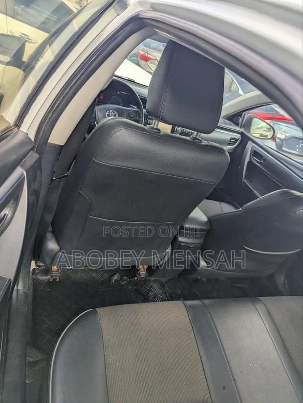 Toyota Corolla 2016 White