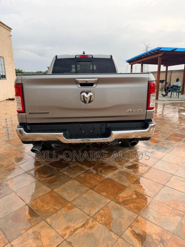 Dodge RAM 2020 Silver