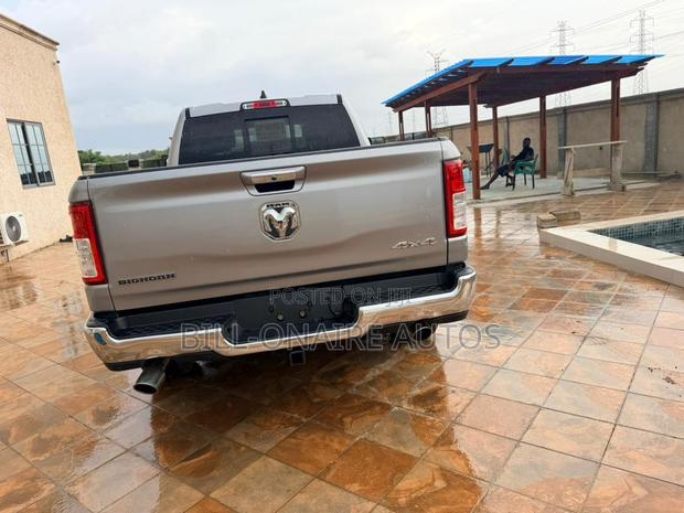 Dodge RAM 2020 Silver