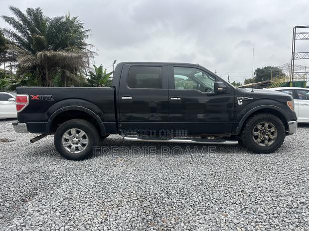 Ford F-150 2015 Black