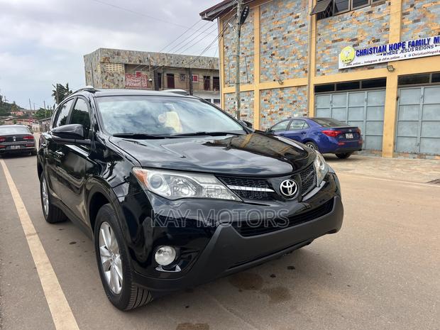 Toyota RAV4 Limited AWD (2.5L 4cyl 6A) 2016 Black