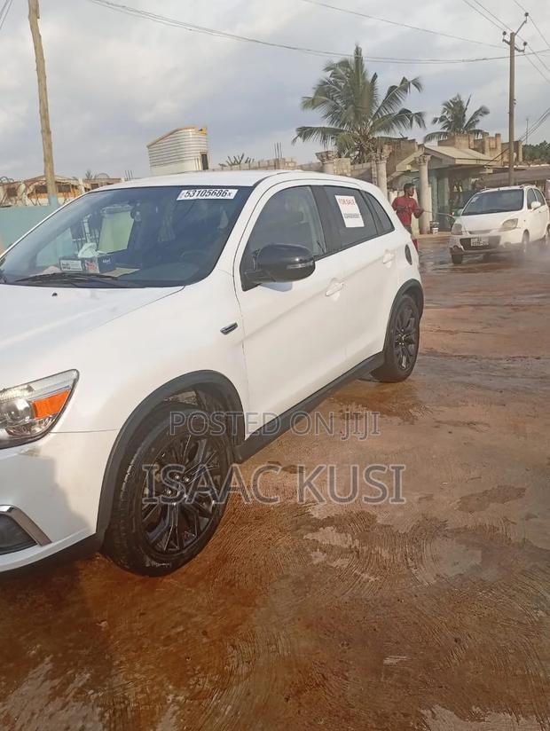 Mitsubishi Outlander Sport 2017 White